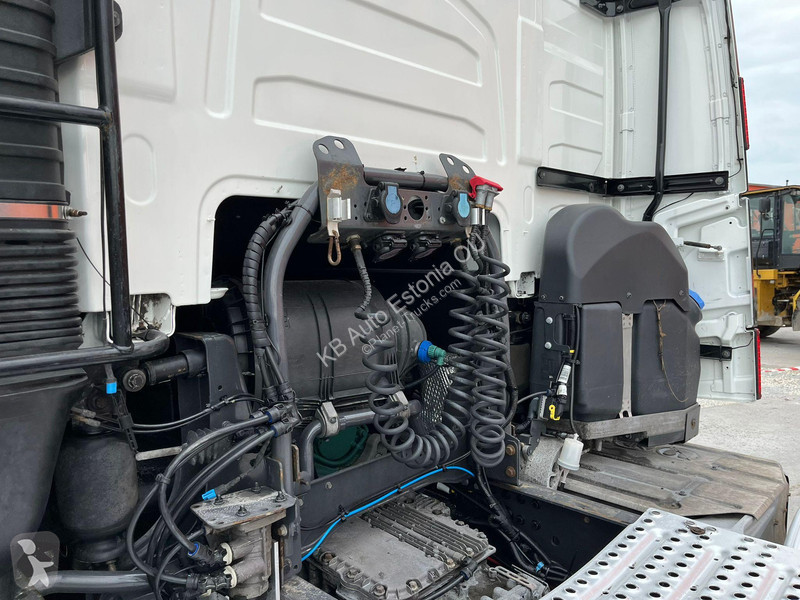 Tahač Volvo 500 6x4 TANDEM AXLE LIFT