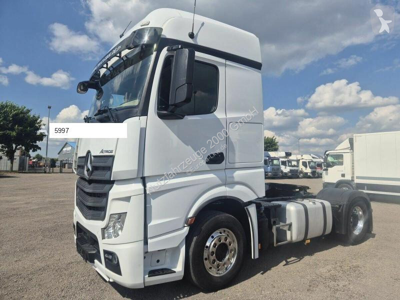 Traktor Mercedes