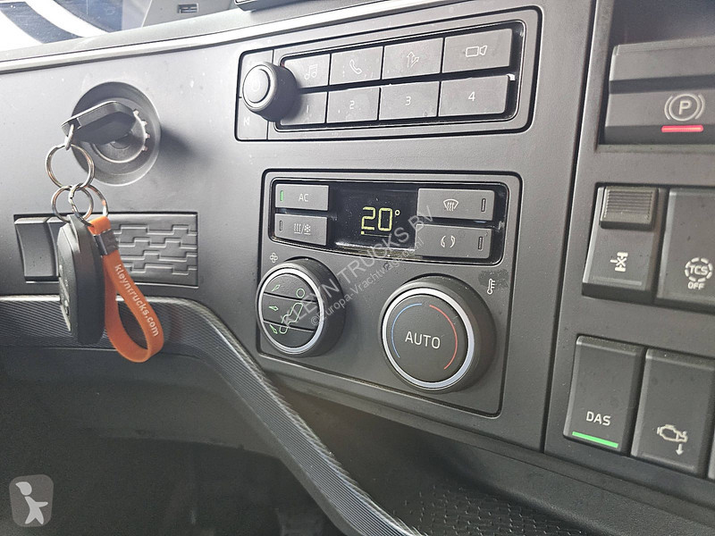 Tractor Volvo FH  LED ALCOA PTO+HYDR.