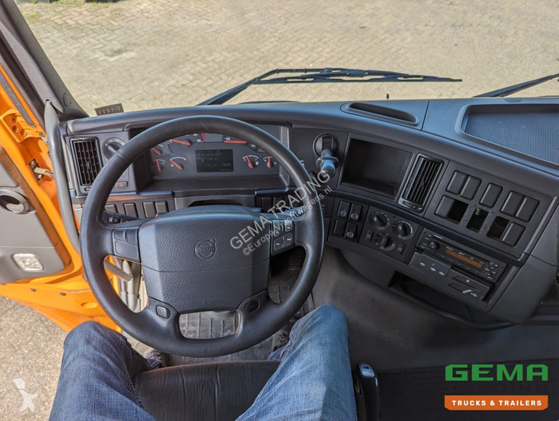 Traktor Volvo 0 4x2 Euro5 0 4x2 Globetrotter...