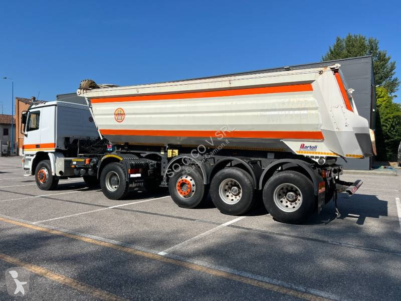 Traktor Mercedes