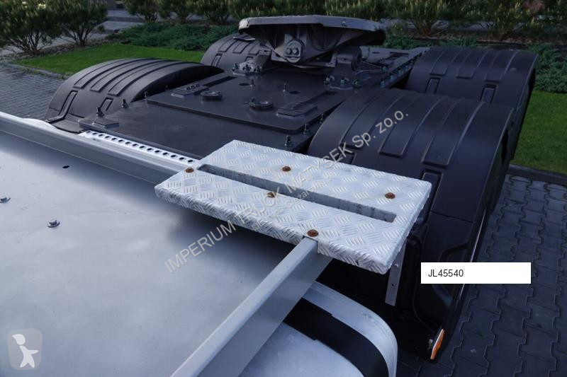 Traktor Volvo / 600 / DMC: 180.000 KG