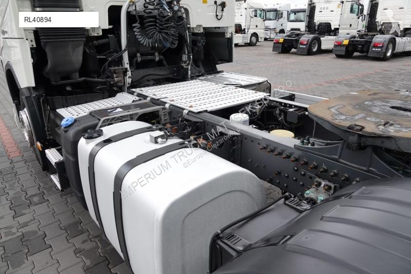 Tractor Volvo 420 / 13 L / PEŁNY ADR / 2017 ROK...