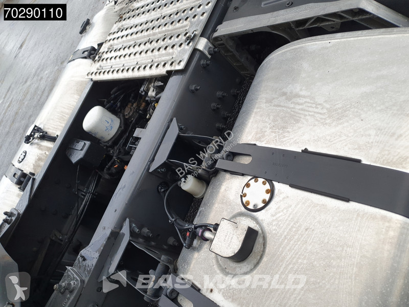 Traktor Volvo 500 4X2 XL VEB+ 2xTanks Navi LED...