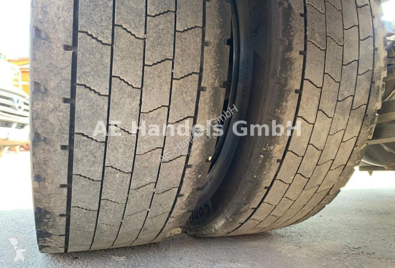 جرار Renault T HIGH 520