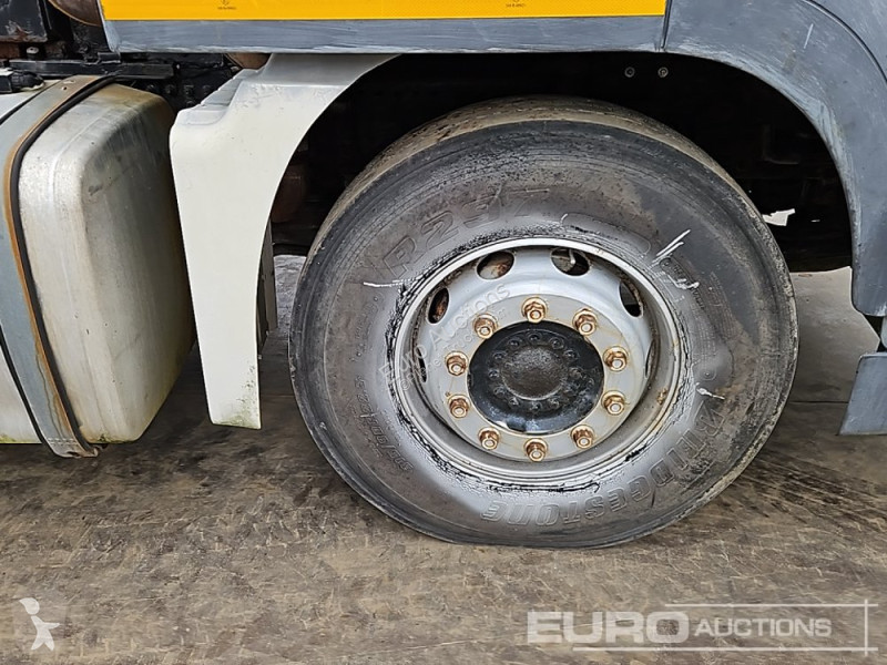 Tracteur MAN 26-440