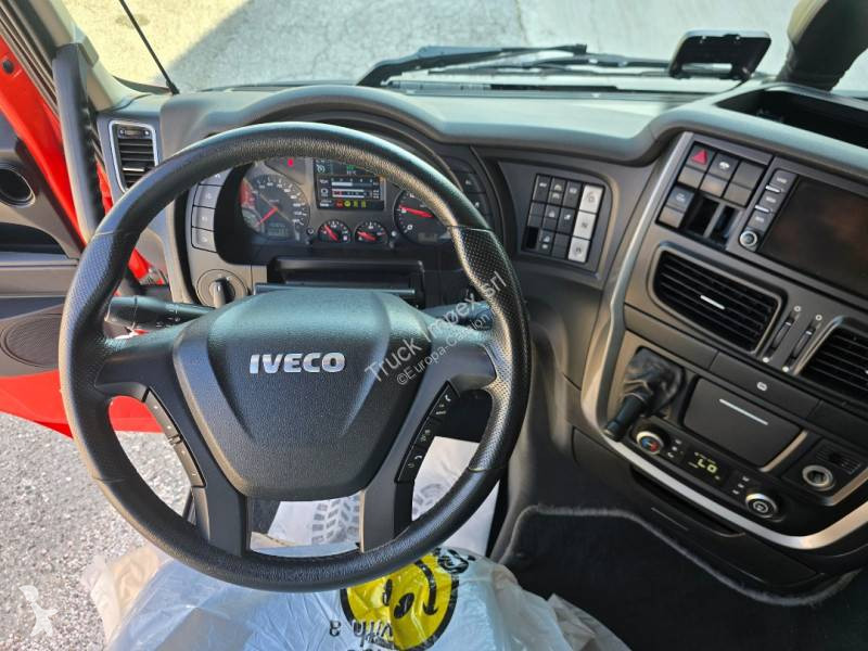 Traktor Iveco