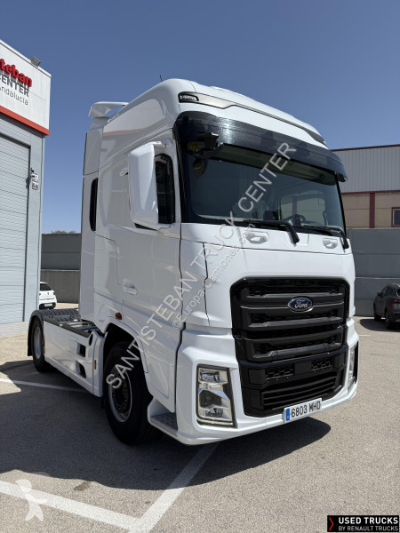 Traktor Ford FMX13
