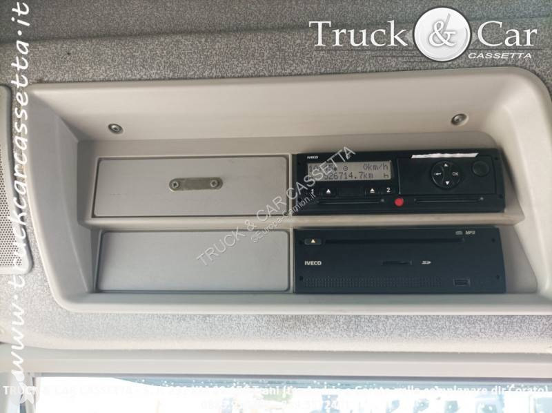 Traktor Iveco