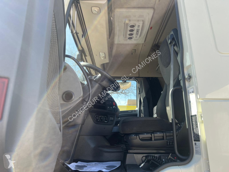 Traktor DAF  460