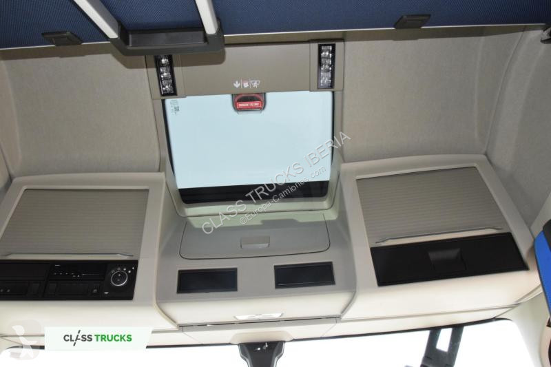 Tahač Volvo 500 Globetrotter XL