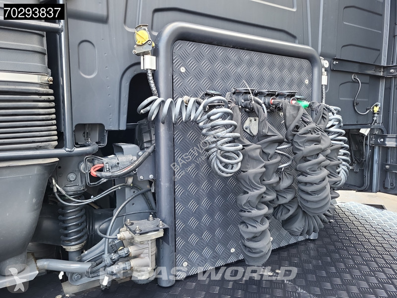 Trekker Volvo FH  4X2 NL-Truck APK 06-26...