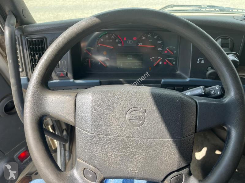 Tracteur Volvo 440