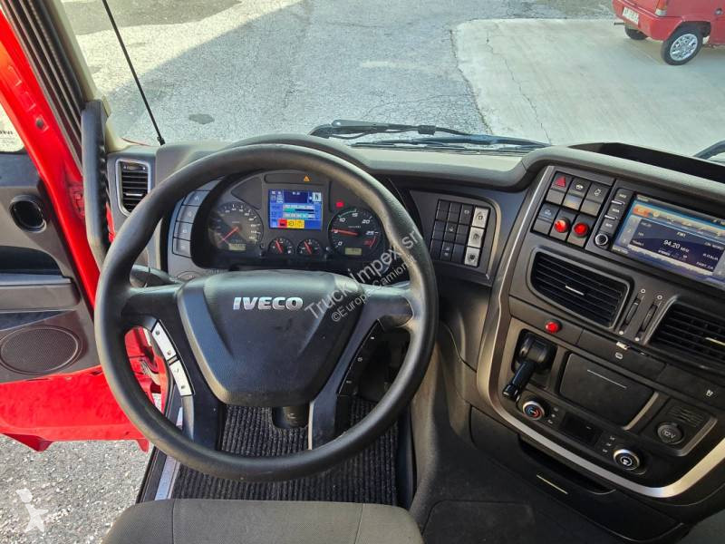 Traktor Iveco