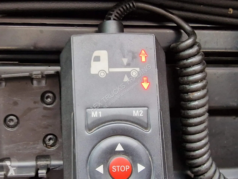 Trekker Mercedes 1851 - 4x2 - Retarder -...