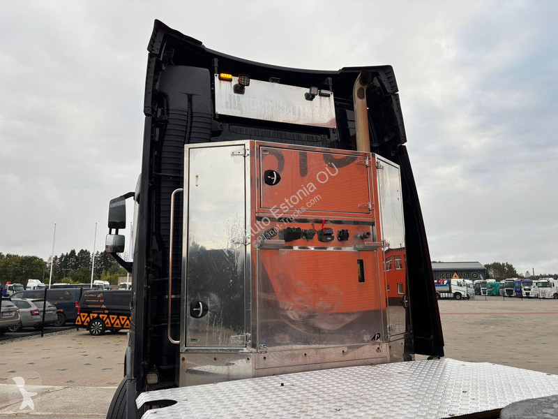 Tratores Volvo 750 6x4 GCW 90 ton / RETARDER