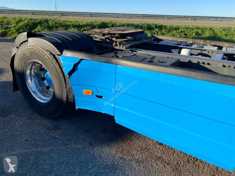 جرار Volvo