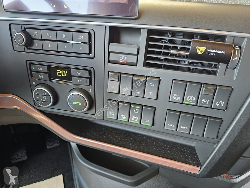 جرار Volvo FH 780 AERO / 6x2/4 / RETARDER /...