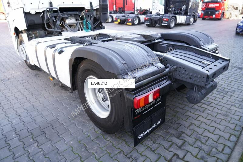 جرار Mercedes ACTROS 1842