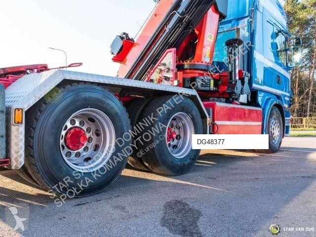 Влекач Scania PK 44002