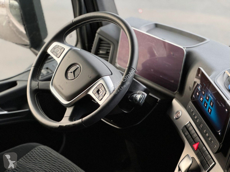 جرار Mercedes 2653 MP5 6x4 HMF 4020