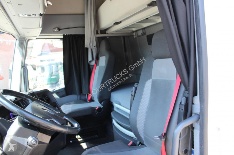 جرار Renault T520 HighSleeper Retarder Modell...