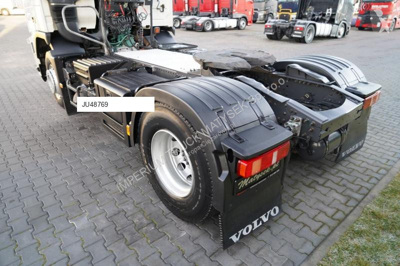 جرار Volvo FM 380