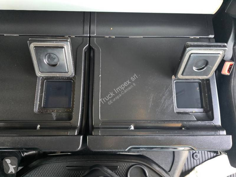 جرار Iveco
