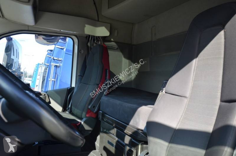جرار Volvo