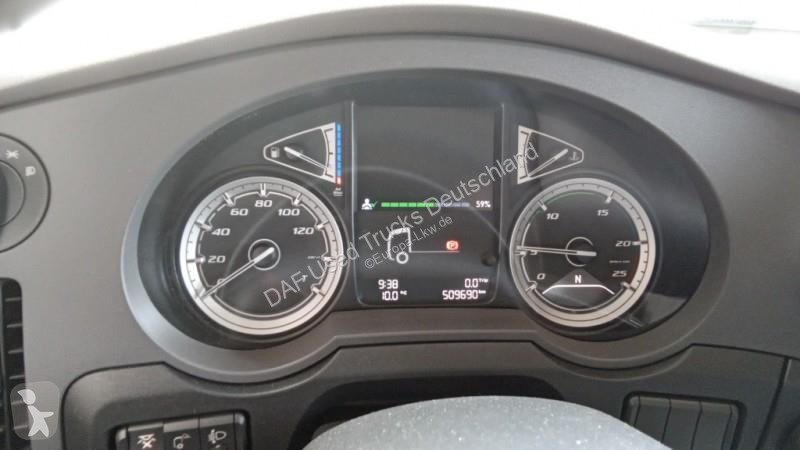 Traktor DAF XF  FT LOW DECK 4X2