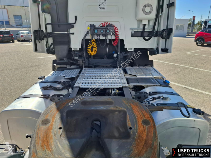 Cabeza tractora Renault