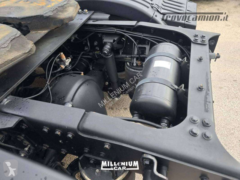 جرار Ford F-MAX 500 AUTOM RETARDER ADR