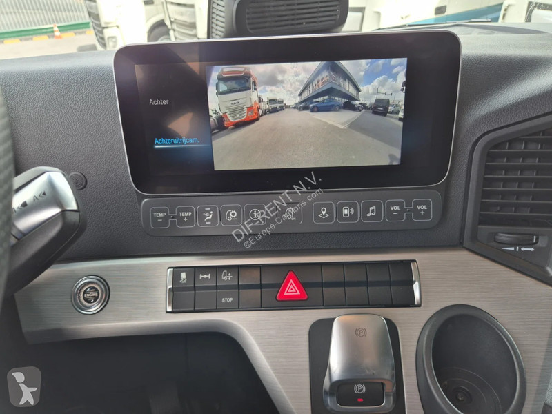 جرار Mercedes e ACTROS 300 LS FULL ELECTRIC