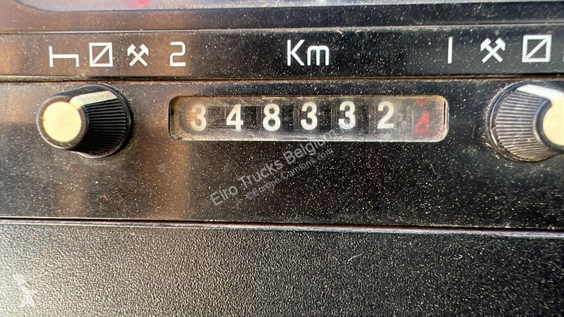جرار Renault 400 (POMPE MANUELLE / MANUAL PUMP...