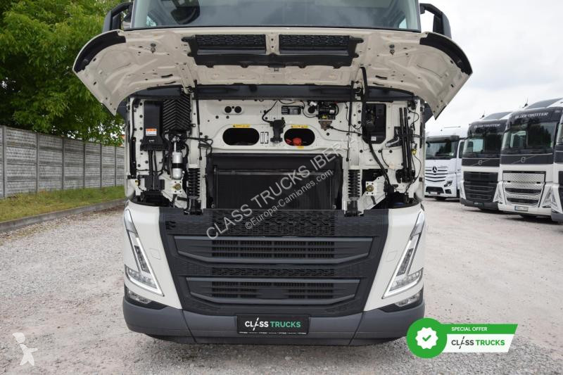 Тягач Volvo 500 Globetrotter XL
