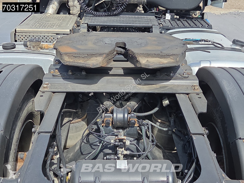 جرار Ford F-Max 500 4X2 Hydraulic Standklima...