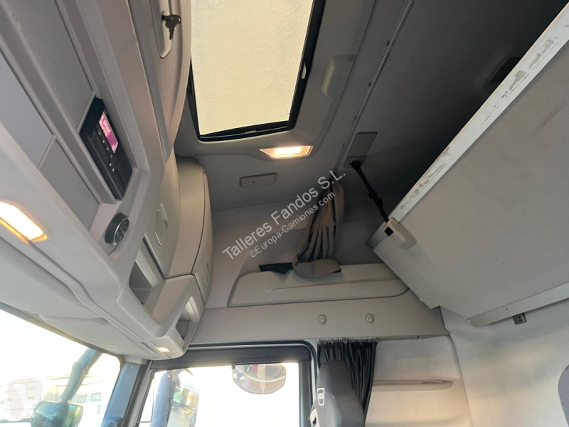 جرار Iveco  480 AUTOMATICO CON INTARDER