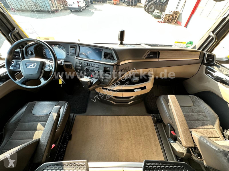 جرار MAN 3 18.580 4x2 LL IndividualS / Retarder...