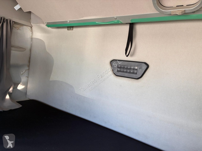 Tracteur Iveco  490 AUTOM INTARDER, 24 MESES DE...