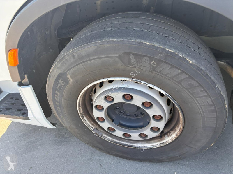 Tracteur Iveco  490 AUTOM INTARDER, 24 MESES DE...