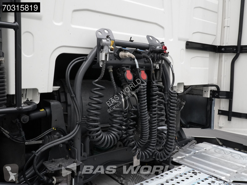 جرار Volvo Aero 500 4X2 XL TC 2xTanks VEB+ ACC CMS