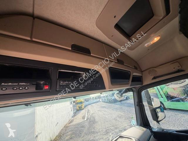 جرار Mercedes