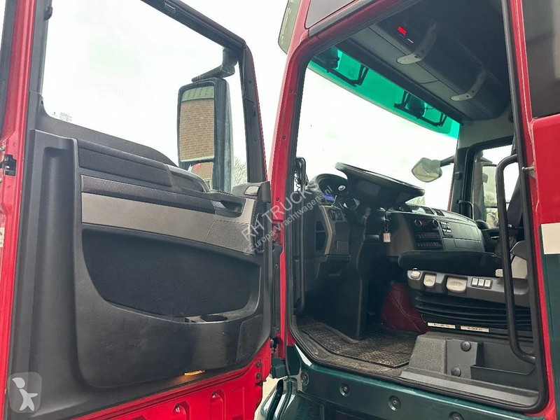جرار MAN 33.560 6X4 EURO 6 - 113 TON - 290400 KM