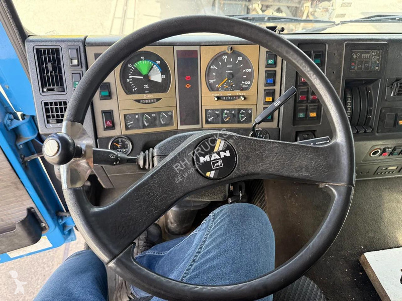 Traktor MAN 33.463 8X4 + 62 EFFER CRANE - 6X...