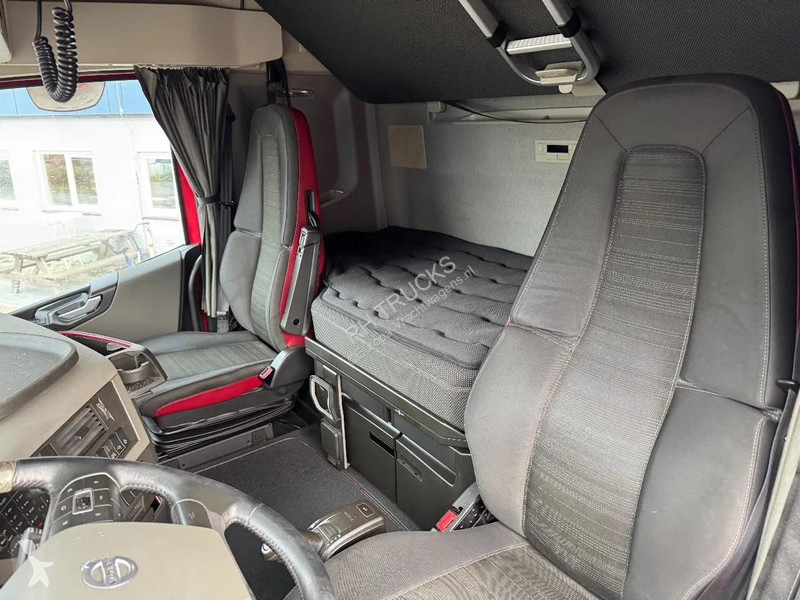 Trattore Stradale Volvo 460 6X2 EURO 6 HMF 1830...