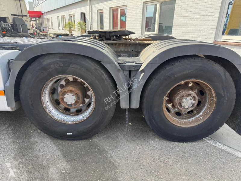 جرار Volvo 16550 6X4 EURO 5 MET HYDROLIEK, 70 TON