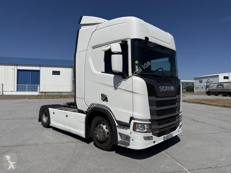 جرار Scania