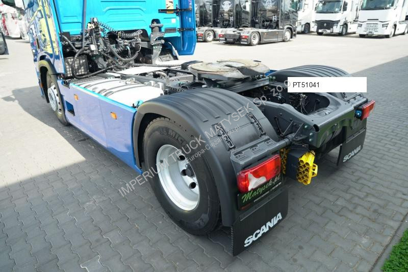 Влекач Scania