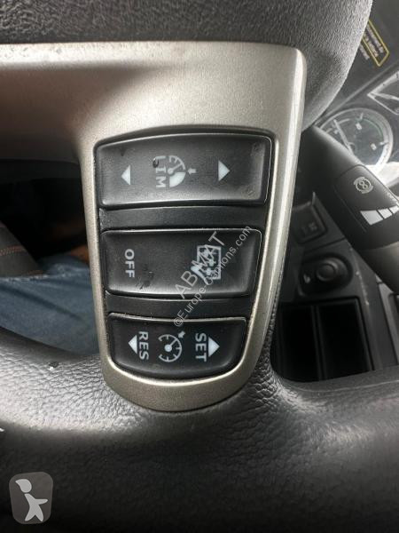 جرار DAF 530 FT