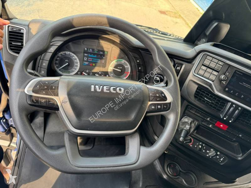 جرار Iveco